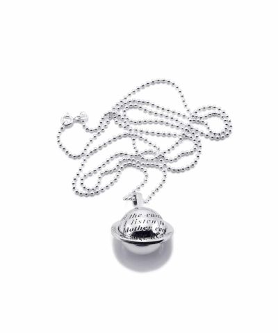 Efva Attling mother earth pendant