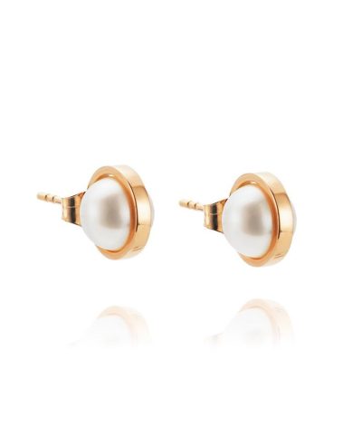 Produktbilde av Efva Attling Day pearl ear laget av 18k gull, hvitt gull og ferskvannsperle.