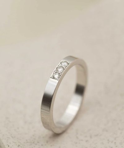 Alternative view of Delta alliansering i hvitt gull med diamant 0,09 ct TWSI