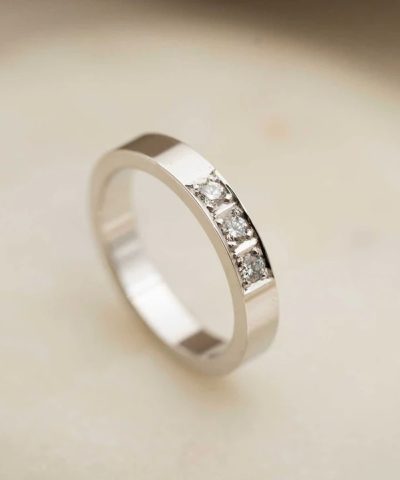 Alternative view of Delta alliansering i hvitt gull med diamant 0,15 ct TWSI