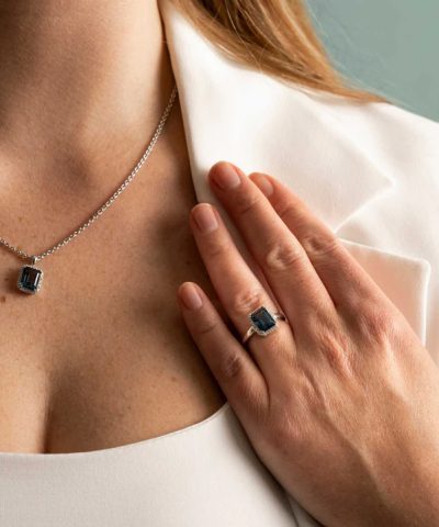 Alternative view of Ring i gull med diamant 0.14 ct WSI