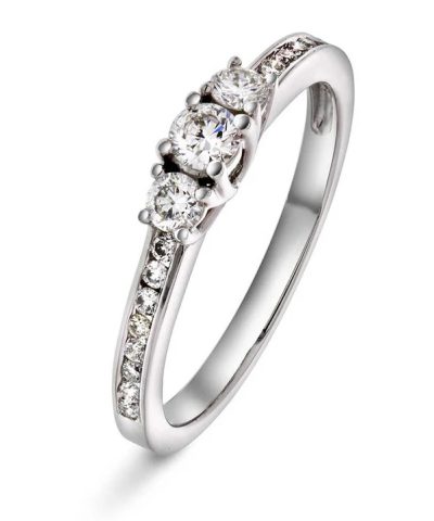 Ring i hvitt gull med diamant 0,45 ct TWSI