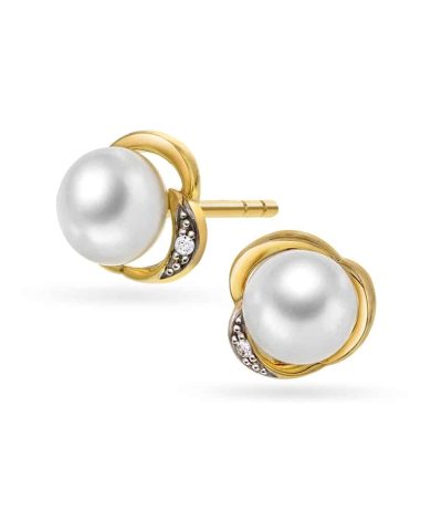 Øredobber i gull med ferskvannsperler