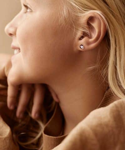 Alternative view of Øredobber i medisinsk plast