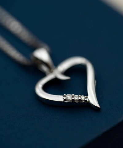 Alternative view of Anheng i hvitt gull med diamant 0,03 ct TWSI