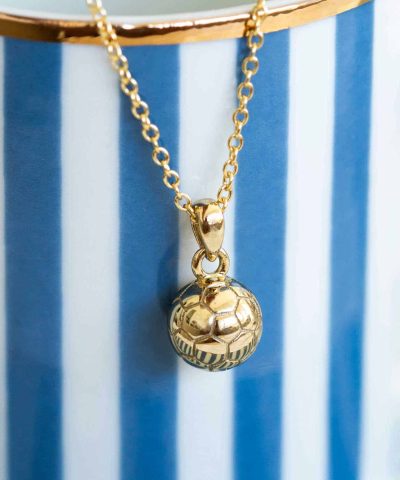 Alternative view of Smykke i sølv fotball