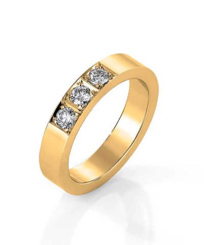 Delta, gult gull, gultgull, diamant ring, diamantring, allianse, tre stener, 3 stener