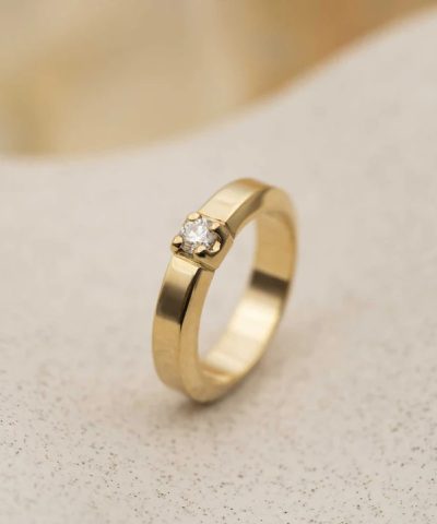 Alternative view of Sigma alliansering i gult gull med diamant 0,20 ct TWSI