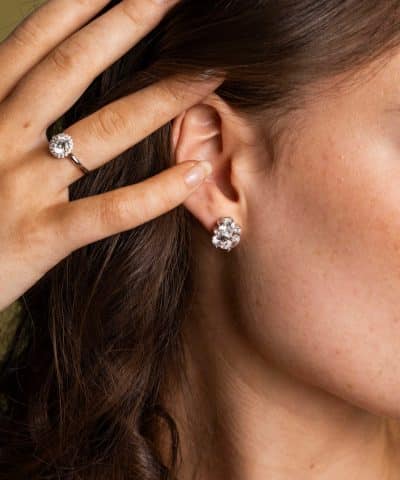 Alternative view of Chrissy øredobber i sølv med zirkonia