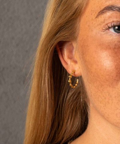 Alternative view of Magma øredobber i sølv