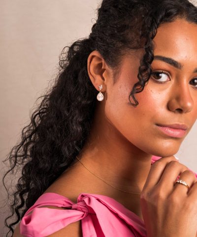 Alternative view of Lulu øredobber i sølv med zirkonia