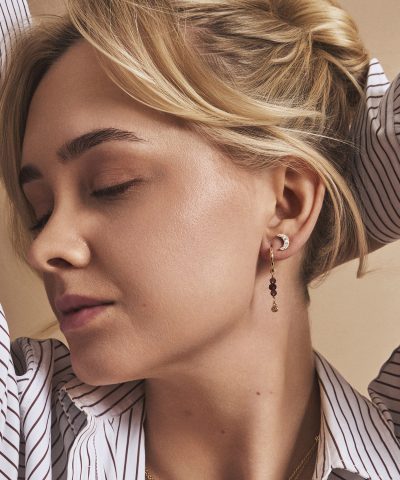 Alternative view of Night øredobber i sølv med zirkonia