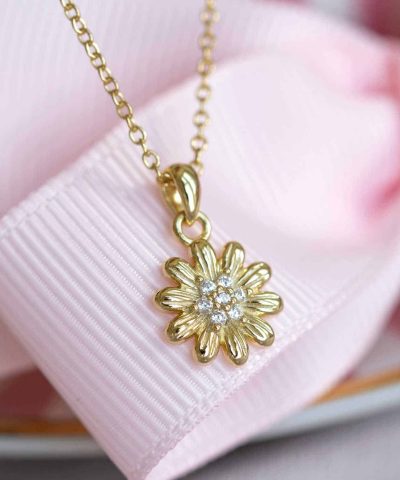 Alternative view of Smykke i sølv med zirkonia blomst