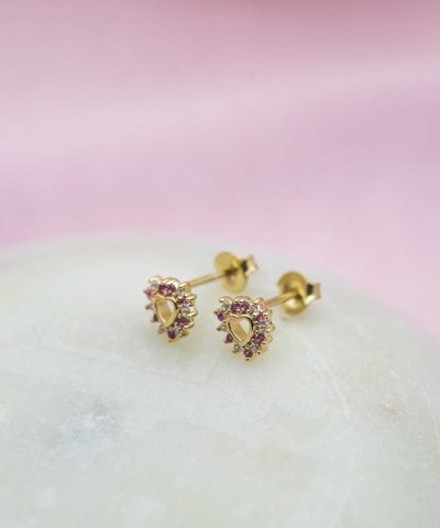 Alternative view of Øredobber i sølv med zirkonia hjerte