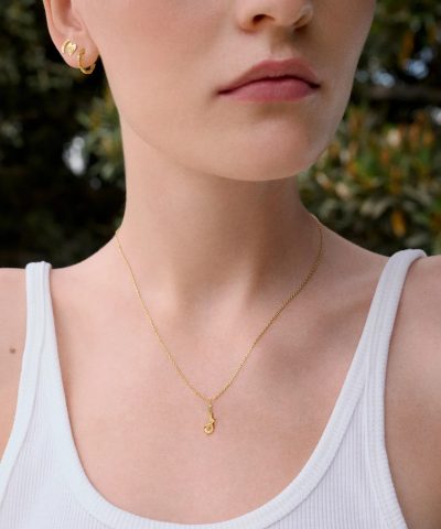 Alternative view of J Alfabetet Halskjette