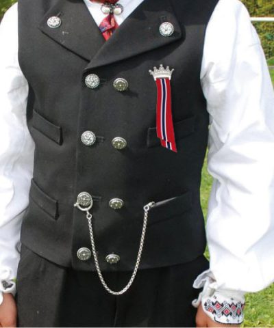 Alternative view of EIK Barn - 17. maisløyfe og søt bamse