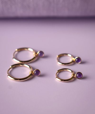 Alternative view of Ørering i sølv med ametyst RO