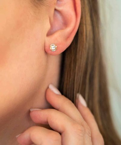 Alternative view of Øredobber i gull med morganitt og diamanter 0,03 ct