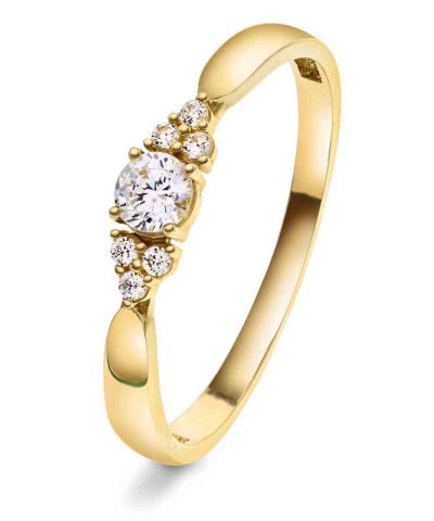 Ring i gull med zirkonia
