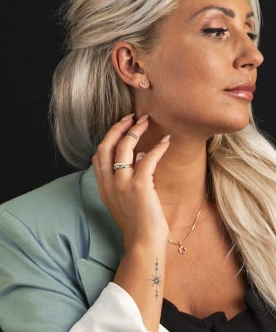 Alternative view of Ring i gull med diamanter 0,06 ct WP