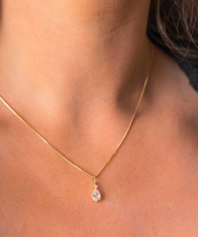 Alternative view of Anheng i gull med zirkona