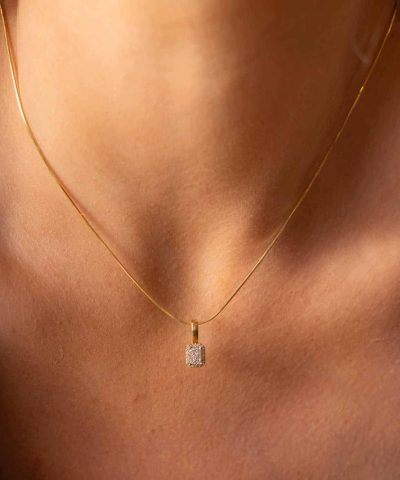 Alternative view of Anheng i gull med diamant 0,15 WP