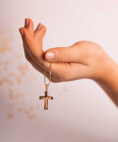 Alternative view of Anheng i gull kors