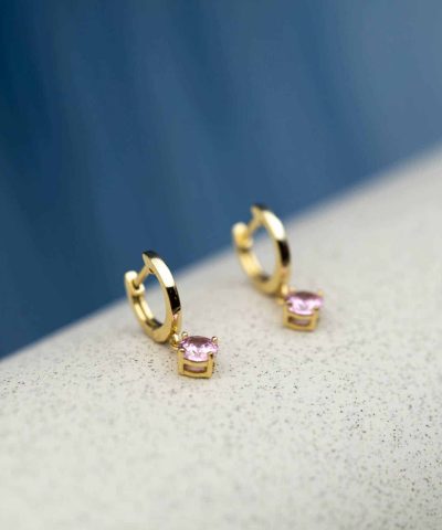 Alternative view of Øreringer i sølv med zirkonia, rosa