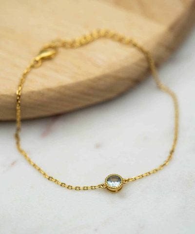 Alternative view of Armbånd i sølv med lys blå zirkonia