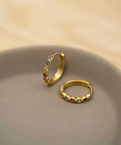 Alternative view of Øreringer i sølv med zirkonia, multi