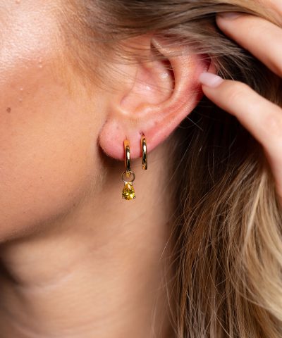 Alternative view of Drop charms i sølv med gul zirkonia