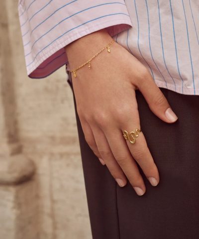 Alternative view of Una Small Bracelet