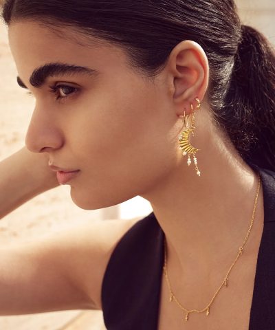 Alternative view of Amalie Øredobber