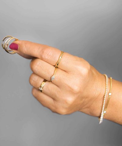 Alternative view of Ring i sølv med zirkonia