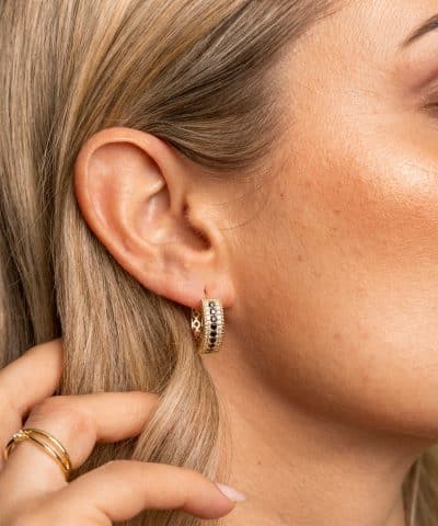 Alternative view of Øreringer i sølv med zirkonia