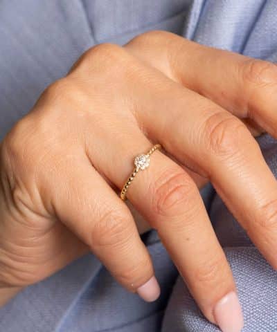 Alternative view of Ring i sølv med zirkonia