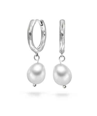 Øreringer i sølv med perle