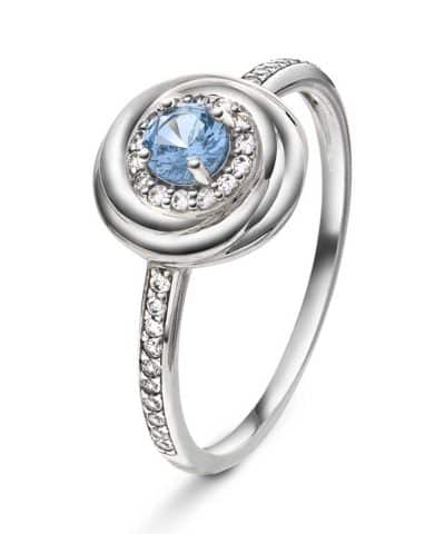 Ring i sølv med zirkonia