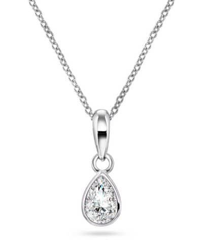 Smykke i sølv med zirkonia dråpe