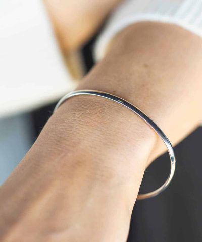 Alternative view of Prague Pulse armring i sølv