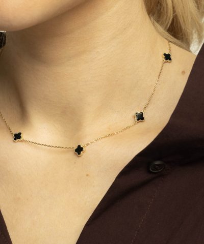 Alternative view of Smykke i sølv sort kløver