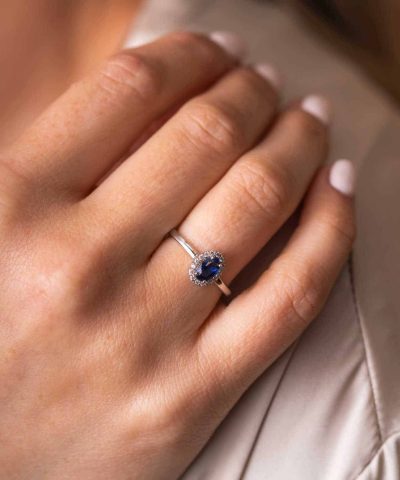 Alternative view of Athens Charm ring i sølv med zirkonia