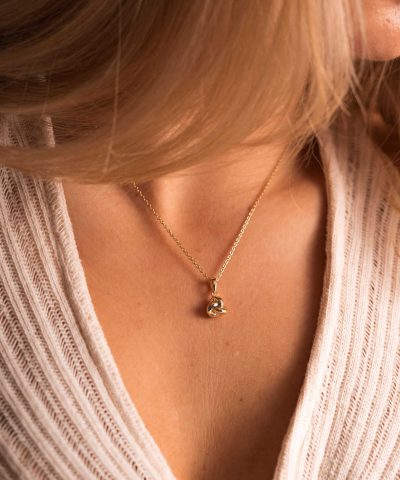 Alternative view of Knute smykke i sølv