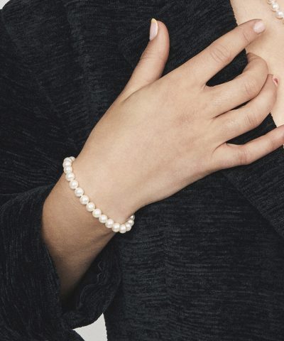 Alternative view of Armbånd i sølv med ferskvannsperler