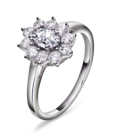 Royal ring i sølv med hvit sten