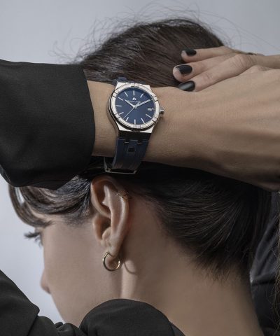 Alternative view of Maurice Lacroix Aikon Quartz 35mm - AI1106-SS000-430-4