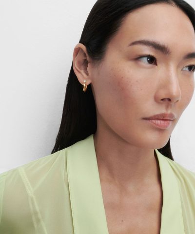 Alternative view of PDPaola Becca Hoop Earrings