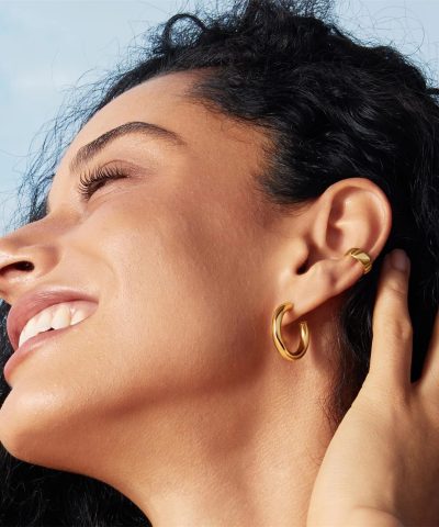 Alternative view of Ania Haie Gold Classic Tube Medium Huggie Hoop Earrings