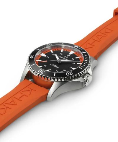 Alternative view of Hamilton Khaki Scuba D - H82395331