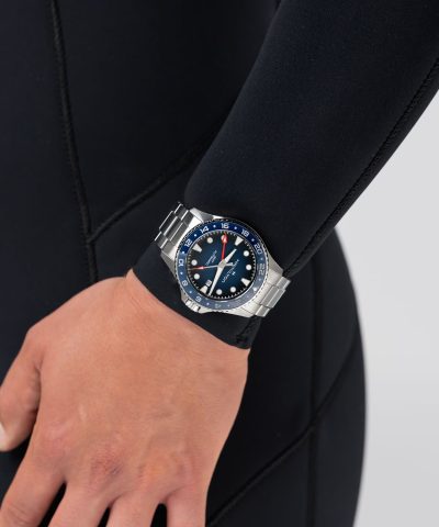 Alternative view of Hamilton Khaki Navy Scuba Auto GMT 43mm - H82535140